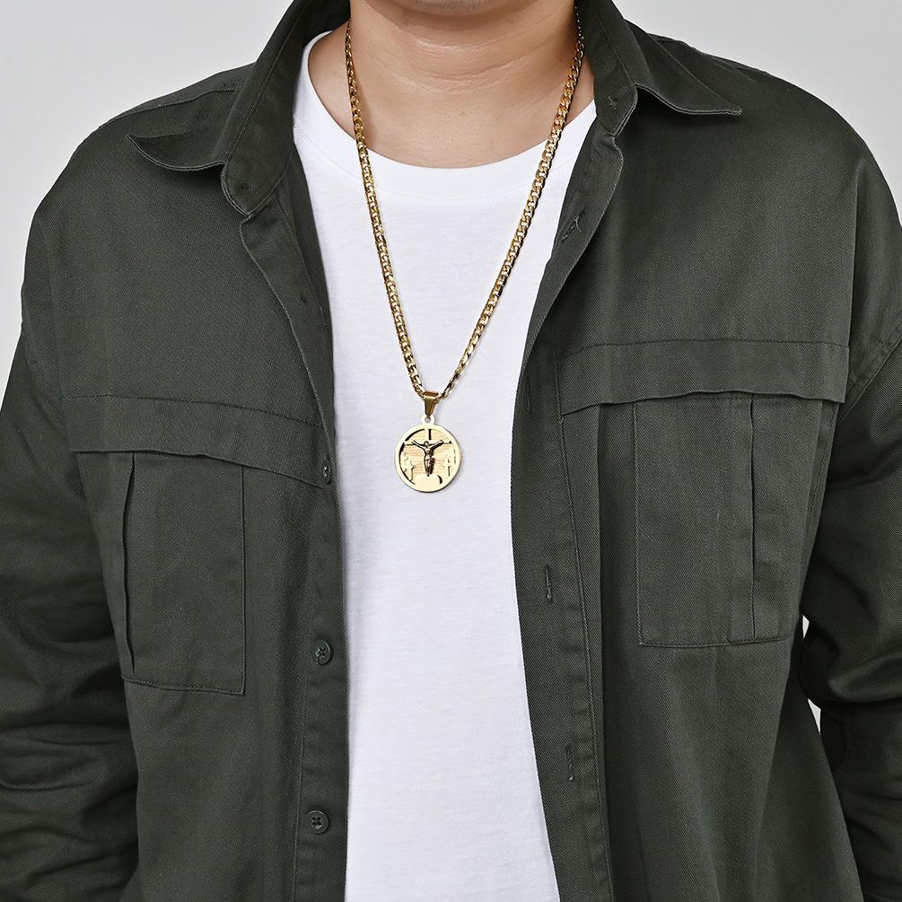 European and American Style Exaggerated Cross Round Brand Necklace, Plated with 18K Gold Personalized Tide Brand Pendant