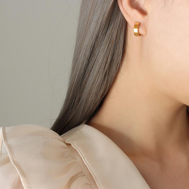 Korean Trend Titanium Steel No-Piercing Hip Hop Earrings, Non-Fading Street Fashion Studs