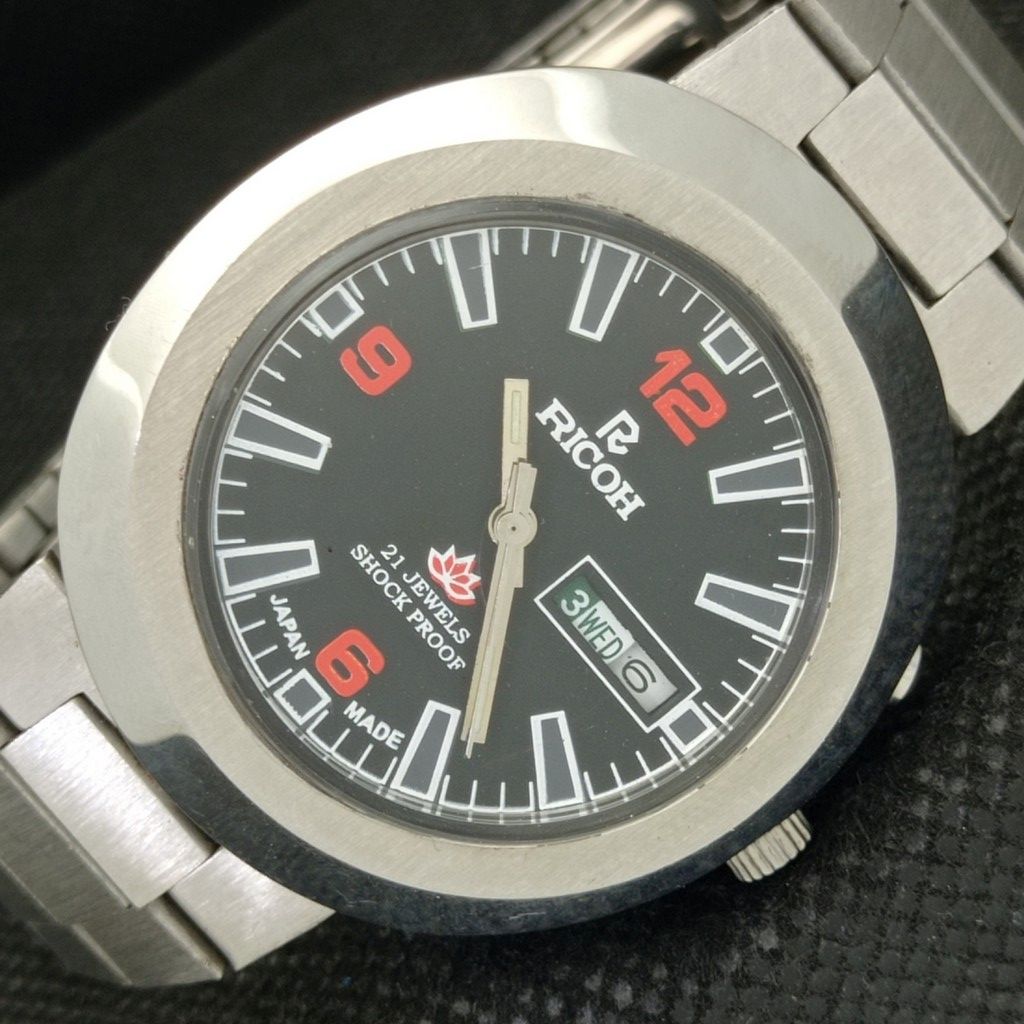 

Б/У RICOH AUTOMATIC JAPAN MENS OVAL SHARE WATCH a309753-1 Sku587f-a309753