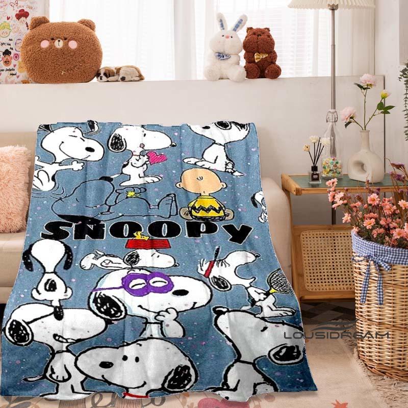 New Comic-Themed Snoopy Flannel Blanket — Ultra-Soft, Warm, and Plush Throw — Perfect for Home, Bedroom, Bed, Sofa, and Travel