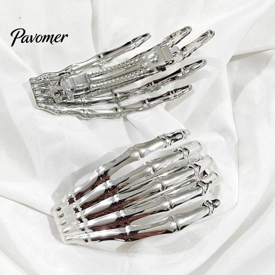 Dark Style Hair Jewelry Skeleton Hands Clips, Gothic Metal Skull Side Clip for Women, Claw Clips Spooky Halloween Horror Accessories, Punk Rock Zombie
