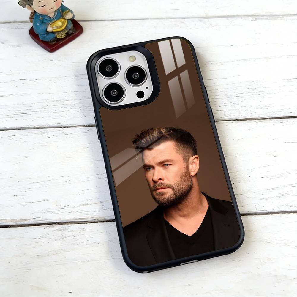 Chris Hemsworth Phone Case For iPhone17,16,15,14,13,12,11 Plus,Pro Magnetic with Magsafe Wireless Charging