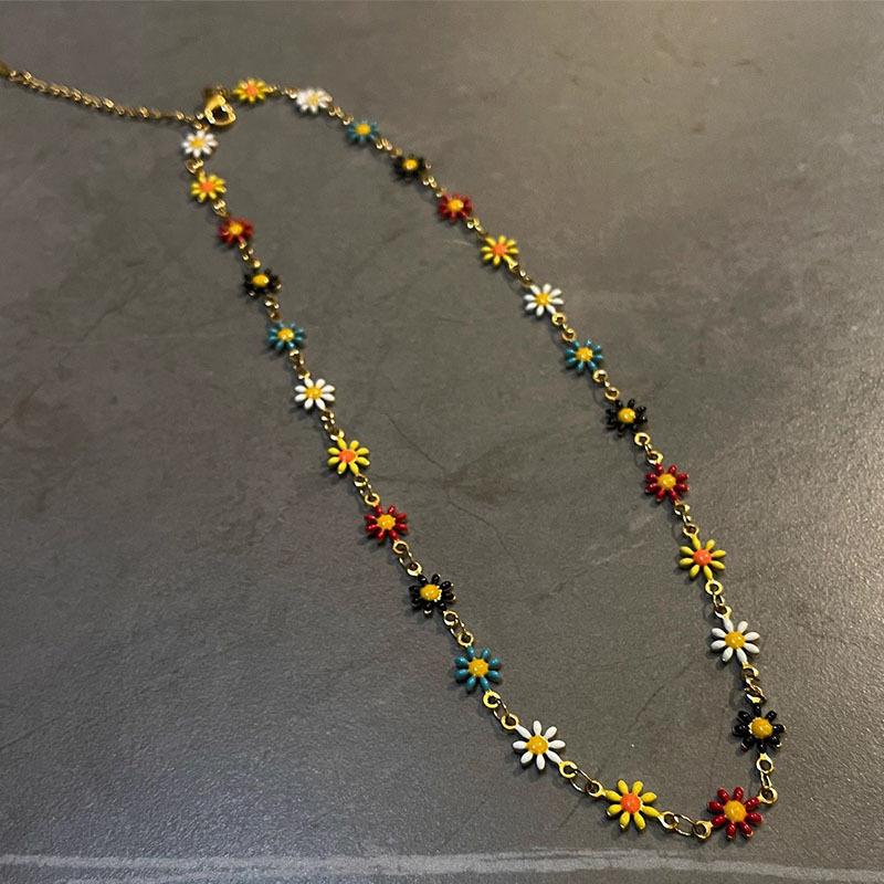 Новое нишевое персонализированное масло дофамина капающее дизайн с маленькими ромашками простой и универсальный титановая сталь универсальные украшения