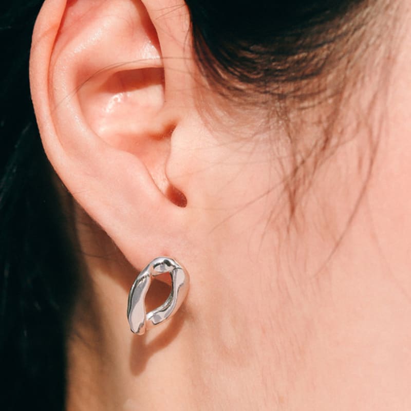 

Buttering BE0049 silver925 EARRING FREE