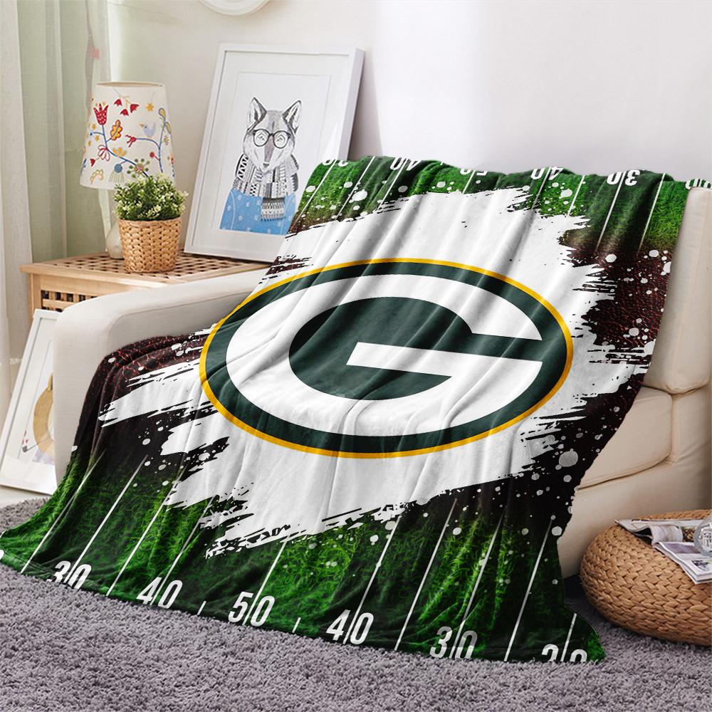 1Pc Green Bay Packers Print Flannel Blanket, High quality Comfortable for All Seasons, Home Decor, Warmth and Comfort, Perfect for Gifts