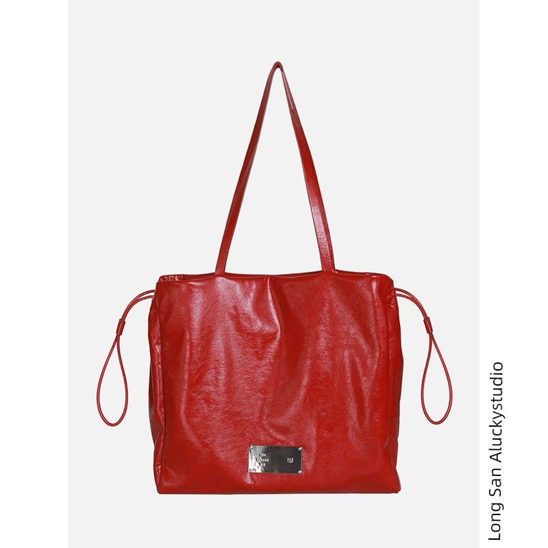 

Kikawa Card Original Niche Design Commuter Tote Korean Simple Large Capacity Shoulder Bag Female 2025 New Arrival Red