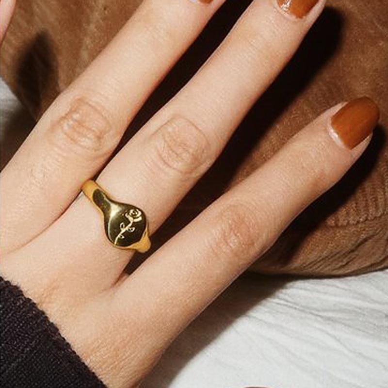 Huitan Trendy Rose Flower Pattern Rings for Women Chic Noble Gold Color Metal Daily Jewelry Versatile Fashion Finger Accessories