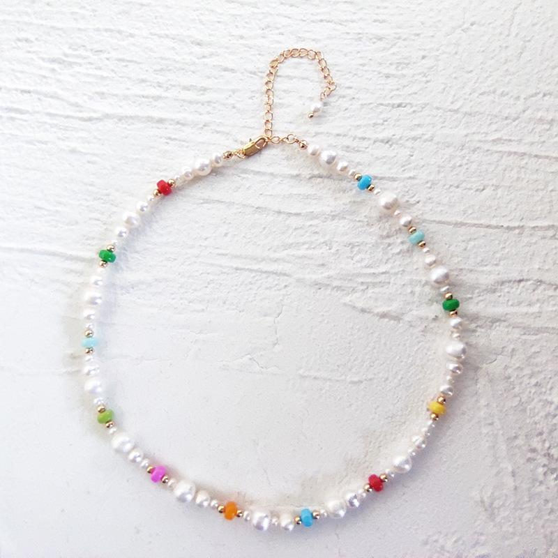 Baroque Pearl Cartoon Clavicle Chain: Simple Freshwater Pearl Choker for Women