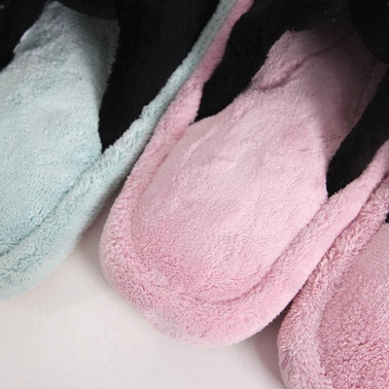 Noah Cat Microfiber Slippers