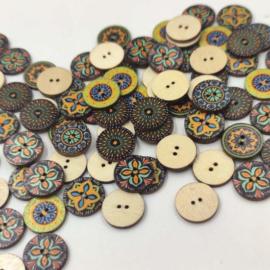 100Pcs Bohemian Style Retro Pattern Round Shape Wooden Buttons Clothing Decor