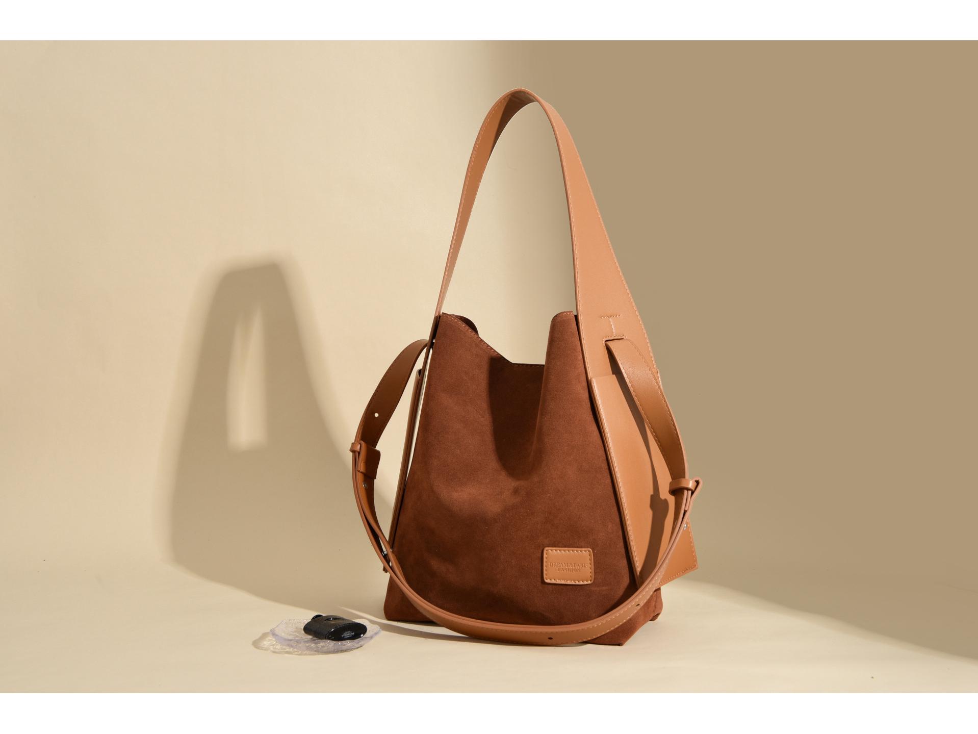 

Korean Retro Large Capacity Crossbody Tote Bag - 2025 Fashion Versatile Women s Shoulder Bag One Size