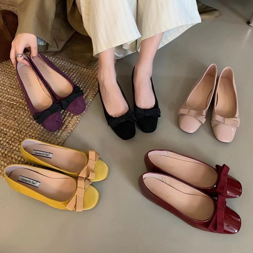French Inner Height-increasing Patent Leather Bow Light Mouth Square Head Single Shoes Women's 2025 New Shoes Commuter Versatile Soft-soled Ladyshoes