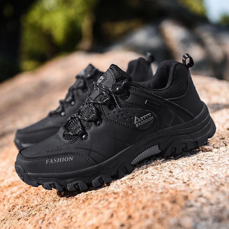 Mountaineering Men's Shoes 2025 New Winter Outdoor Sports and Leisure Site Work Non-slip and Wear-resistant Men's Labor Insurance Tide Shoes
