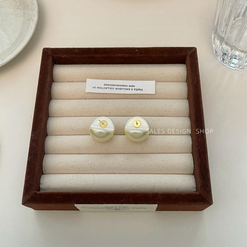 Elegant Irregular Pearl Stud Earrings - Hepburn Style for Women