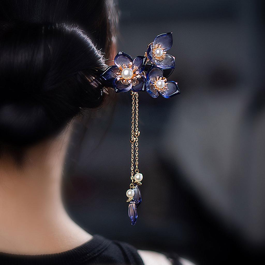 Ancient Style Magnolia Hairpin Artificial Transparent Glass Flower Tassel Hair Stick Wooden Simple Updo Hairpin New Year Gifts