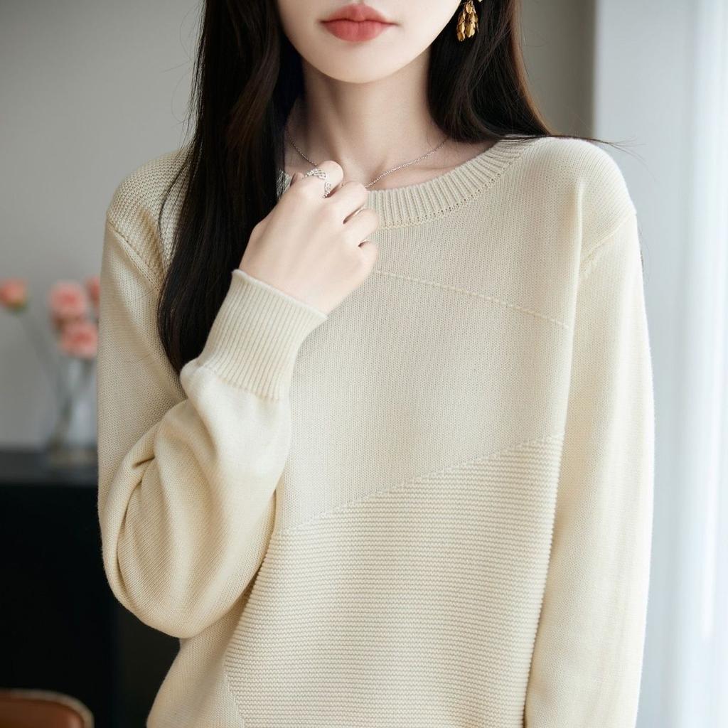 Round Neck Knitted Sweater Top Long Sleeved Sweater for Women Autumn and Winter Middle-aged Mother Loose Knit
