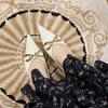 Scarpe singole da donna con tacco sottile, tacco medio, bocca bassa, a punta, in pelle verniciata con motivo pietra retrò con fibbia in metallo