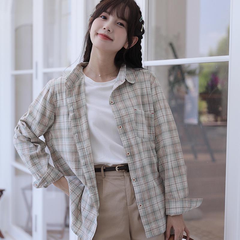 Women's Artistic Spring Plaid Shirt: Long Sleeve, Loose Fit, College Style, Age-Reducing, 2026 New Arrival