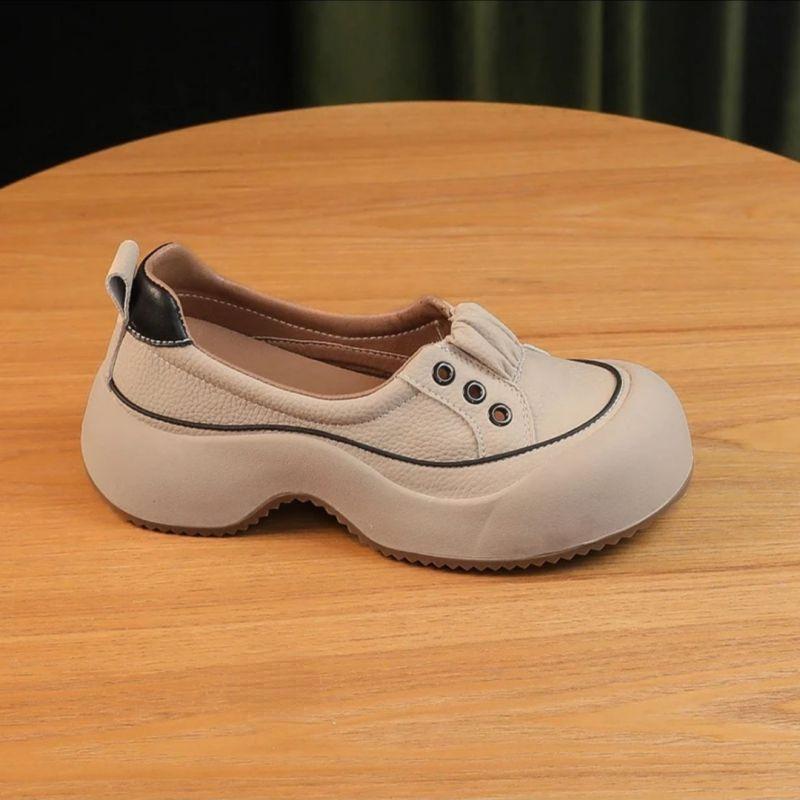 Fashion 2024 Spring and Autumn New Fashionable Outerwear Women Thick Soled Single Shoes Color Blocked Comfortable Women's Shoes