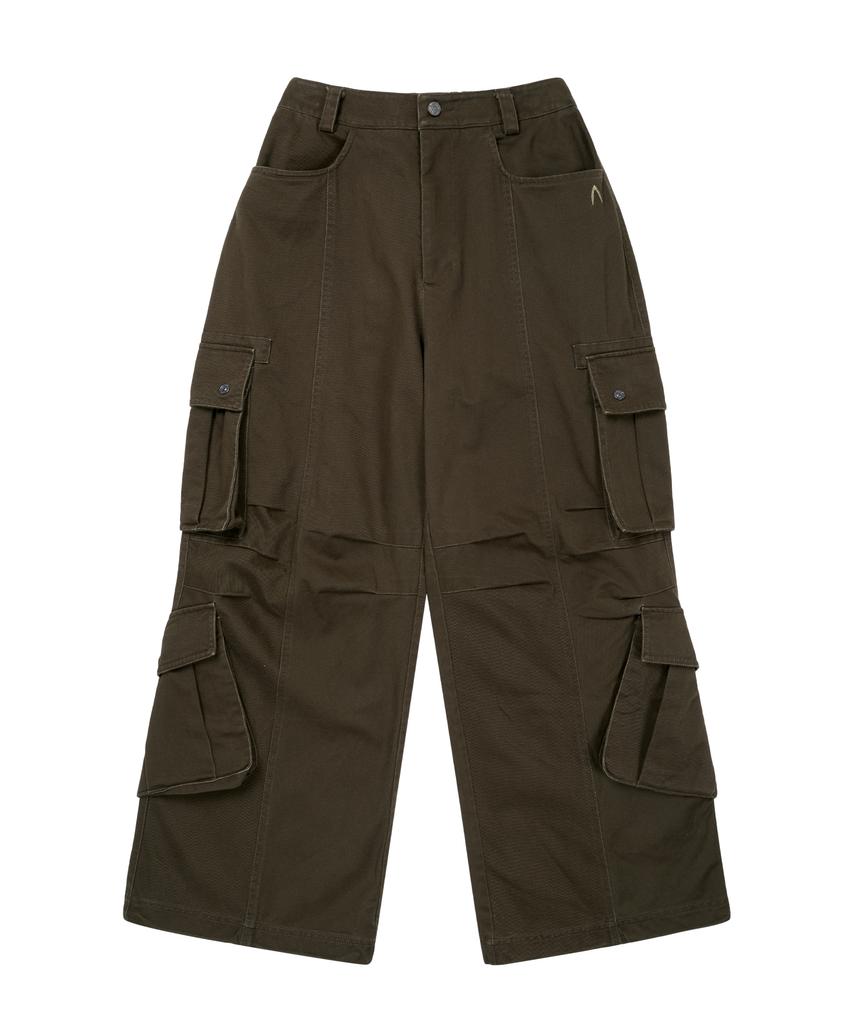 AAKAM Knee Pin-Tuck Double Pocket Cargo Pants (Khaki)