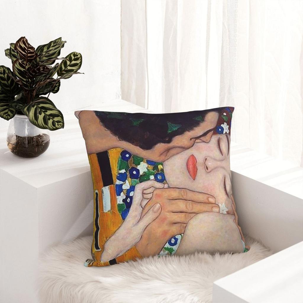 The Kiss By Gustav Klimt Pillowcase Cushion Comfort Throw Pillow Sofa Decorative Cushions Used for Home Bedroom Living Room