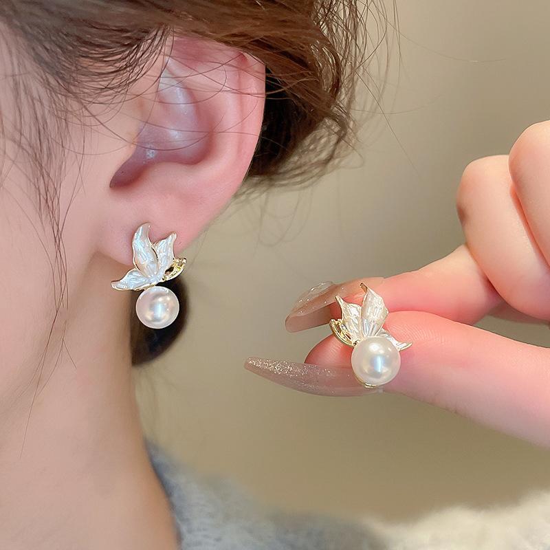 Silver Needle High-end Flower Tassel Pearl Stud Earrings French New Fashion Versatile Earrings Light Luxury High-end Earrings
