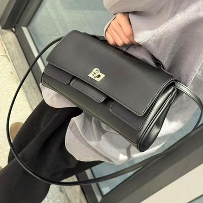 Bolso con Hebilla Serie de Lujo en Cuero para Mujer Gran Capacidad 2025 Nuevo Moderno para Viajes Diarios Bolso Cruzado de Hombro Único