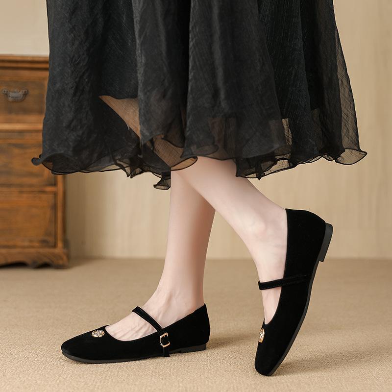 W712-50 French Camellia Mary Jane Women's Shoes 2025 Autumn New Metal Buckle One-word Belt with Skirt Single Shoes