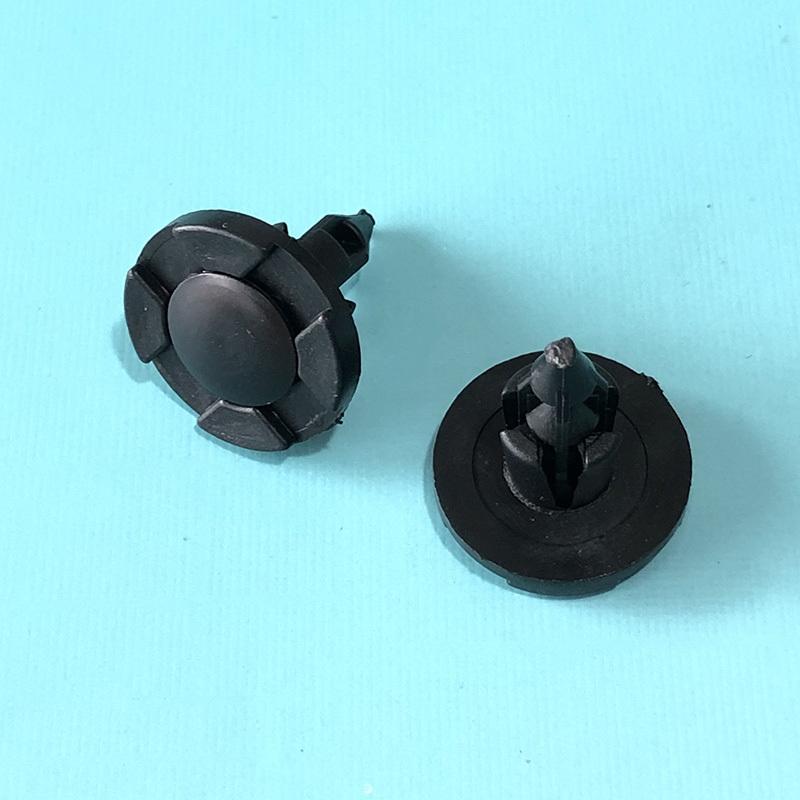 20/40pcs 8mm Rivet Retainer Plastic Car Fastener Clip Auto Bumper Fender Push Type Fixing Clips For Nissan Livina TIIDA Sylphy