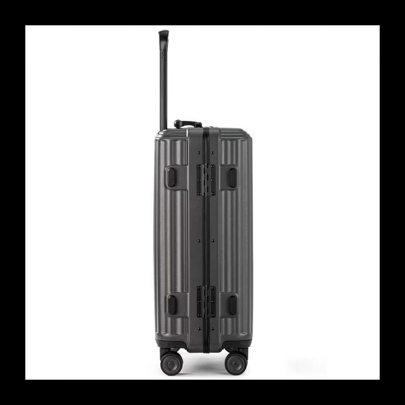 Diplomat DS-13100 20-inch PC Hardshell Suitcase
