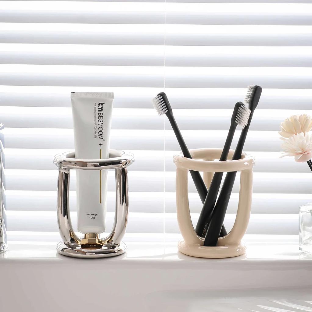 Simple Ceramic Toothbrush Holder Base Multifunctional Toothpaste Holder Portable Toothbrush Organizer Case Bathroom Accessories