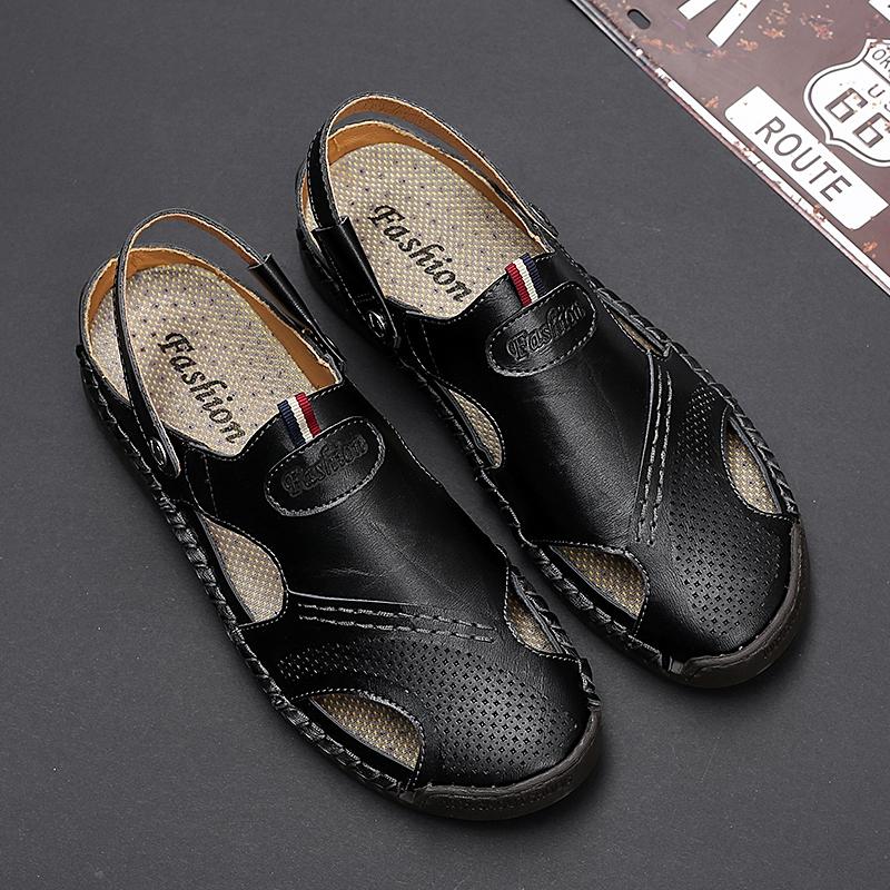 Summer Sandals Men Classic Roman Sandals 2025 Slipper Outdoor Sneaker Beach Rubber Flip Flops Men Water Trekking Sandals