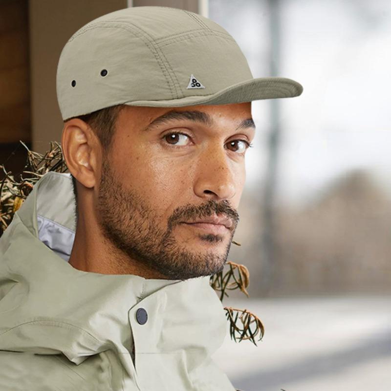 Quick-Dry Golf Baseball Cap Men Short Brim Sun Hat UPF50+ Lightweight Sports Running Cap Unisex Outdoor Breathable Peaked Cap