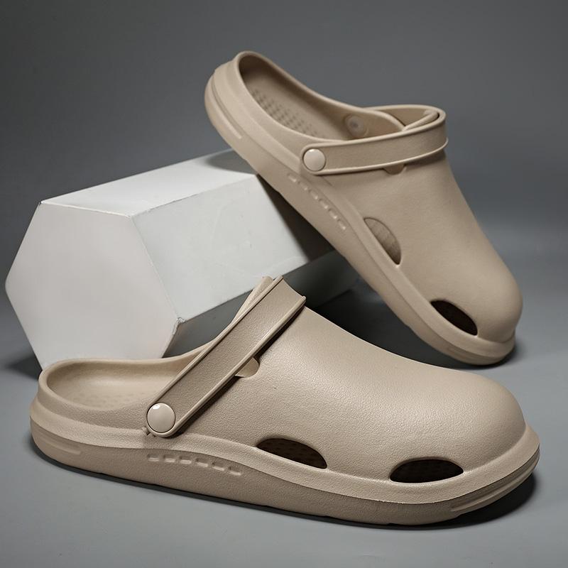 Fashion Men Sandals Lightweight Casual Shoes Soft Sole Hole Shoes Clogs Outdoor Beach Falt Slippers Garden Shoes Black Size 46 Women