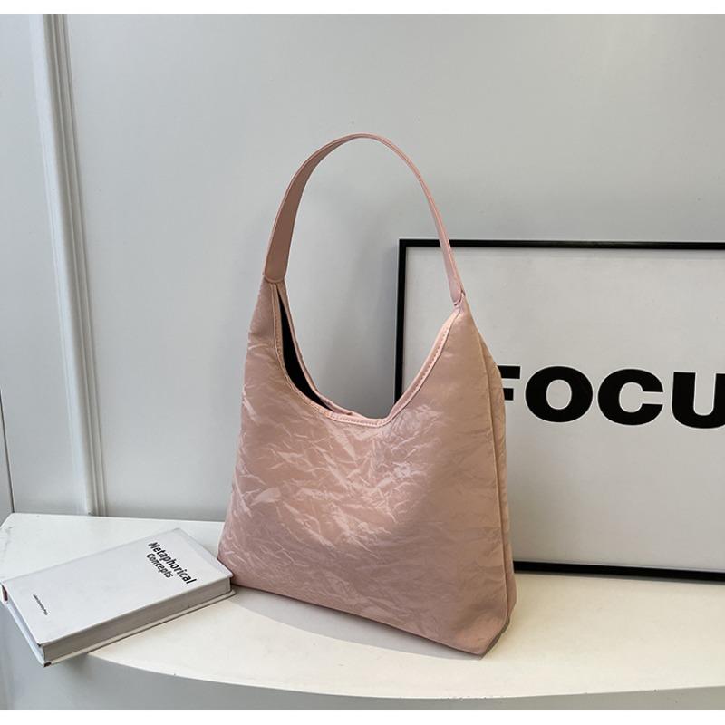 Large-capacity bag women's new summer high-end sense niche commuter tote bag shoulder messenger bag