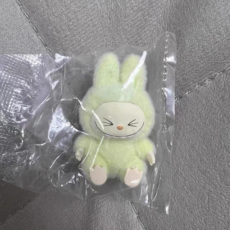 1 Stück Mini Labubu Sitzende Haltung Puppe Actionfigur Modell Desktop Ornament