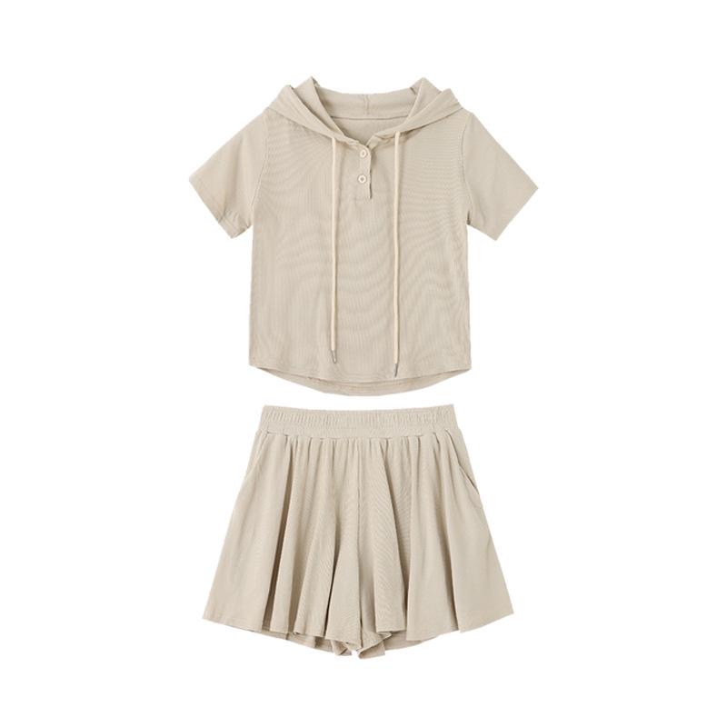 

Women s Casual Hooded Two-Piece Skirt Suit for Spring/Summer - Stylish Top and Shorts Set L (50-60 kg) абрикосовый