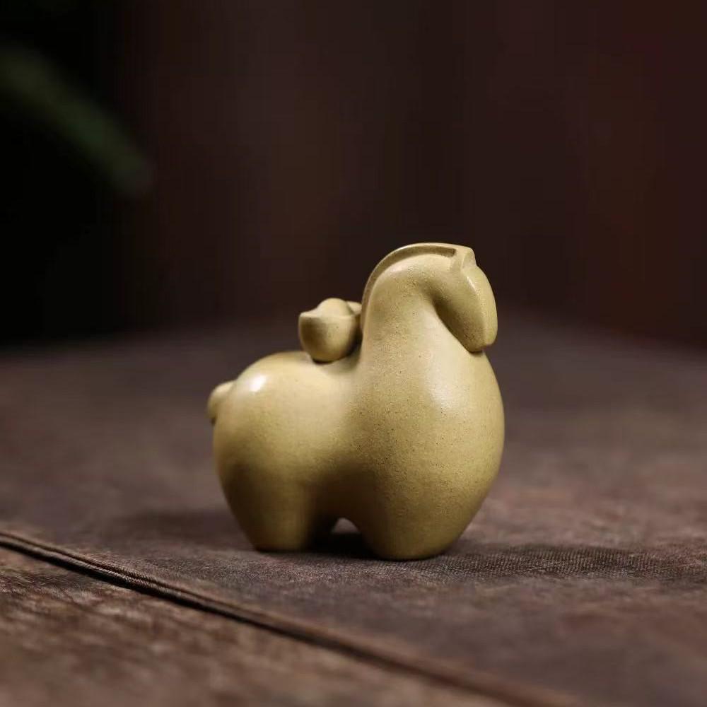 Yixing Zisha "Instant Wealth" Zodiac Horse Tea Pet - Tang Horse Figurine for Prosperity