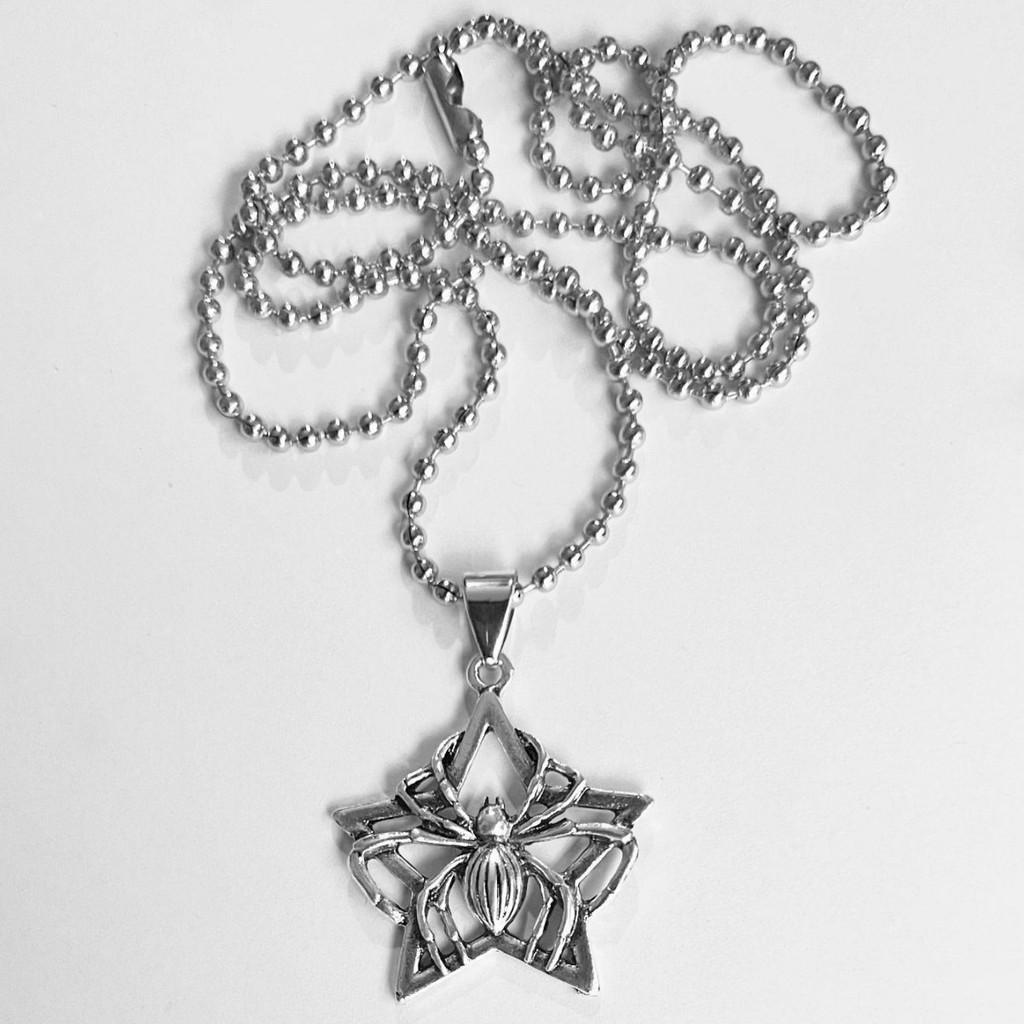 Vintage Inspired Animal Pendant Necklace For Women With Zinc Alloy Geometric Design