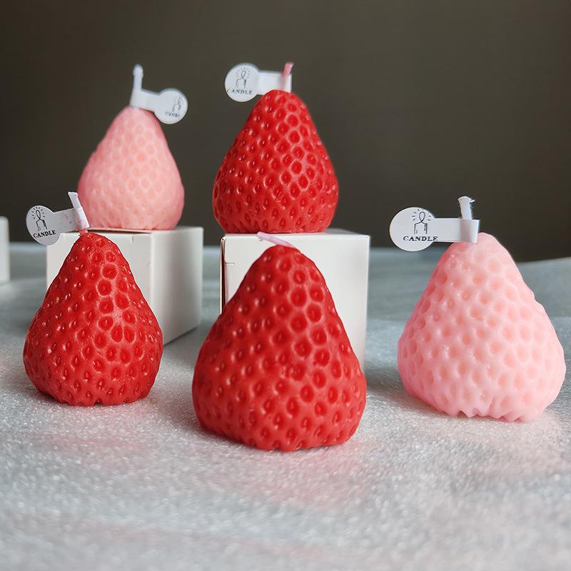 Strawberry Scented Birthday Candle Gift Box – Small Party Favor Fragrance