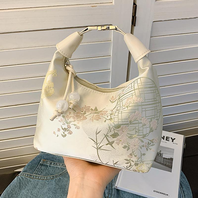 Niche Embroidery New Chinese Bag Women 2025 New Summer Shoulder Messenger Bag Guofeng Handbag Dumpling Bag