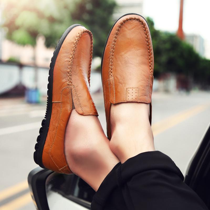 Zapatos de cuero de alta calidad para hombre, mocasines suaves, mocasines planos de marca de moda.