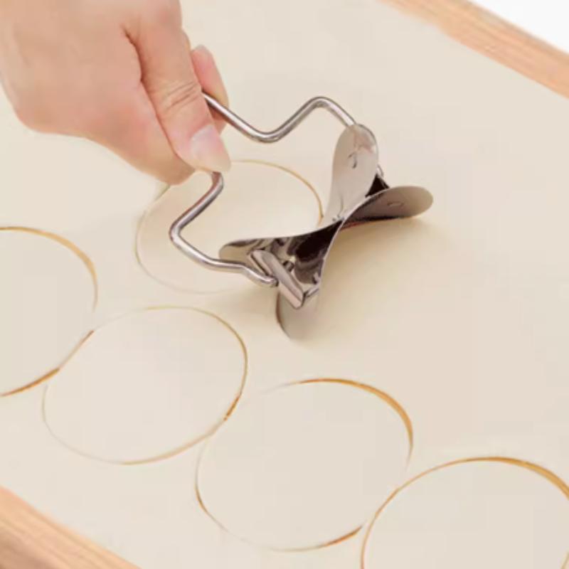 Knödelmaschine aus Edelstahl 304, Teig-Wiedervereinigungs-Walzmaschine, Teigwaren-Prägemaschine, DIY-Kuchen-Knödelhüllen-Backwerkzeug