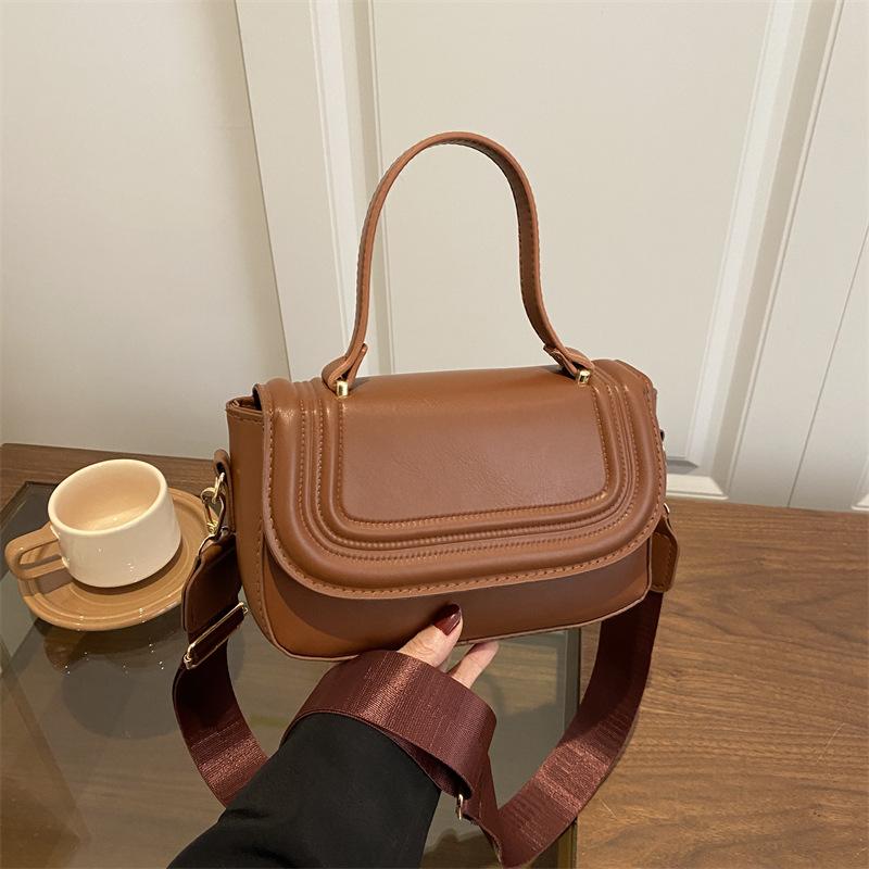 

Однотонная высококачественная портативная маленькая сумка женская новая полукруглая сумка-седло модная персонализированная наплечная сумка-мессенджер коричневый