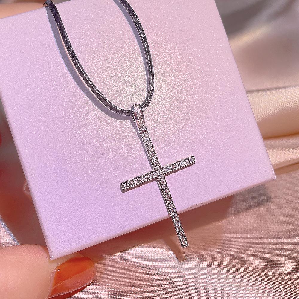 Personalized Real Gold Electroplated Copper Inlaid Zirconium Cross Necklace for Women Ins Creative Trend Geometric Pendant Accessories