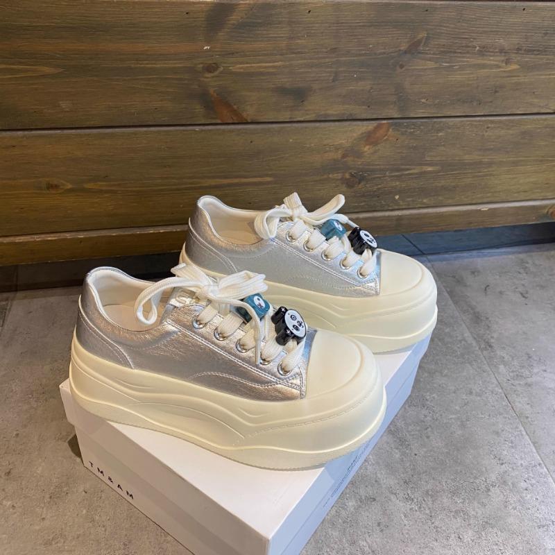 Platform White Shoes Women's Spring New Fashionable and Comfortable Versatile Big Head Height Increase Casual Board Shoes Women