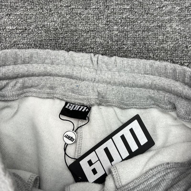 Unisex Autumn/Winter Embroidered Hoodie with Small Logo - Trendy Sporty Casual