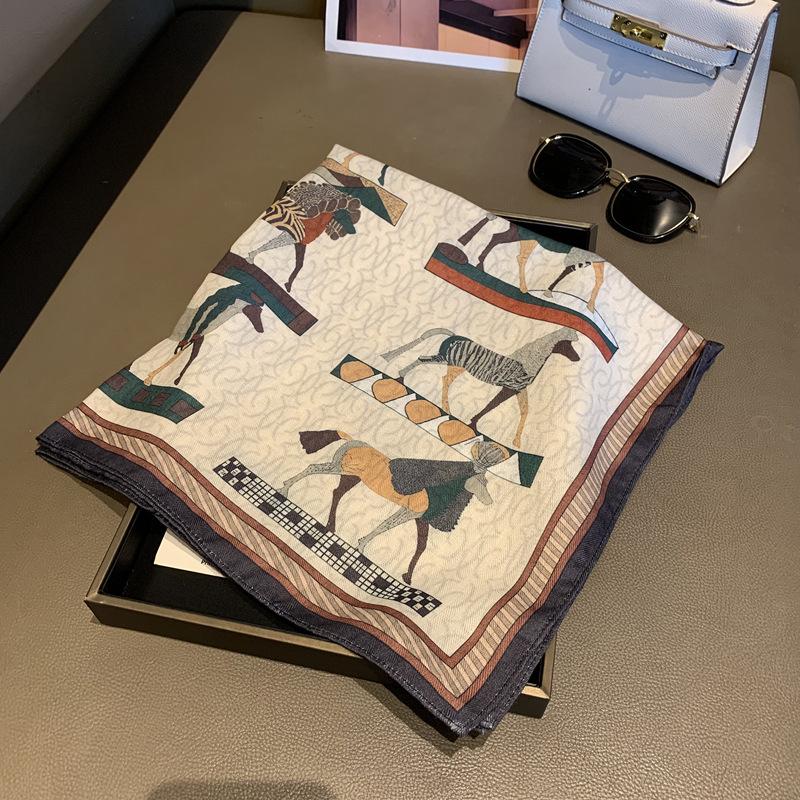 Classic scarf printed scarf 71cm twill trendy temperament square scarf women's versatile sunscreen shawl headscarf silk scarf