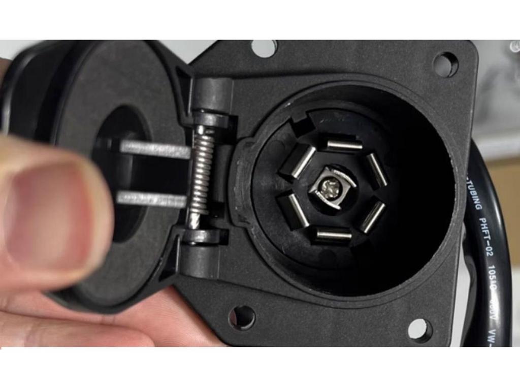 Compatible with Tesla Model Y trailer hitch, RV trailer hitch, tow hook, and similar products.
