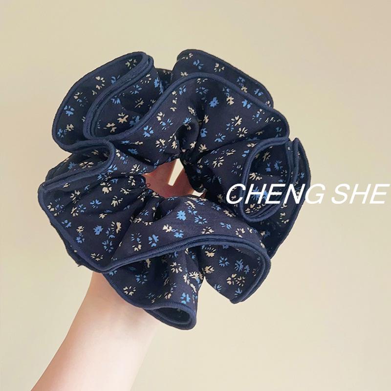 

Navy Blue Floral Pleated Ruffle Edge Retro Scrunchie - Korean Style Hair Tie